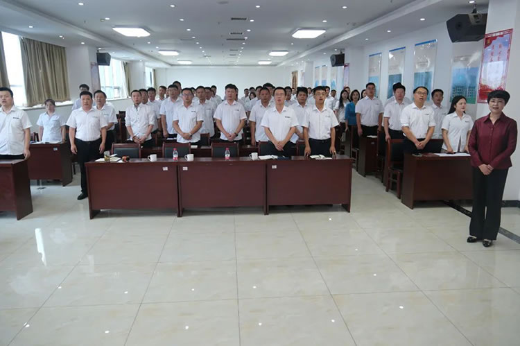 河北盛卓集团公司组织开展商务礼仪与市场营销培训会