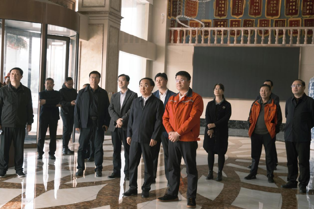市委常委、统战部部长张跃峰等领导一行莅临盛卓调研指导党建工作